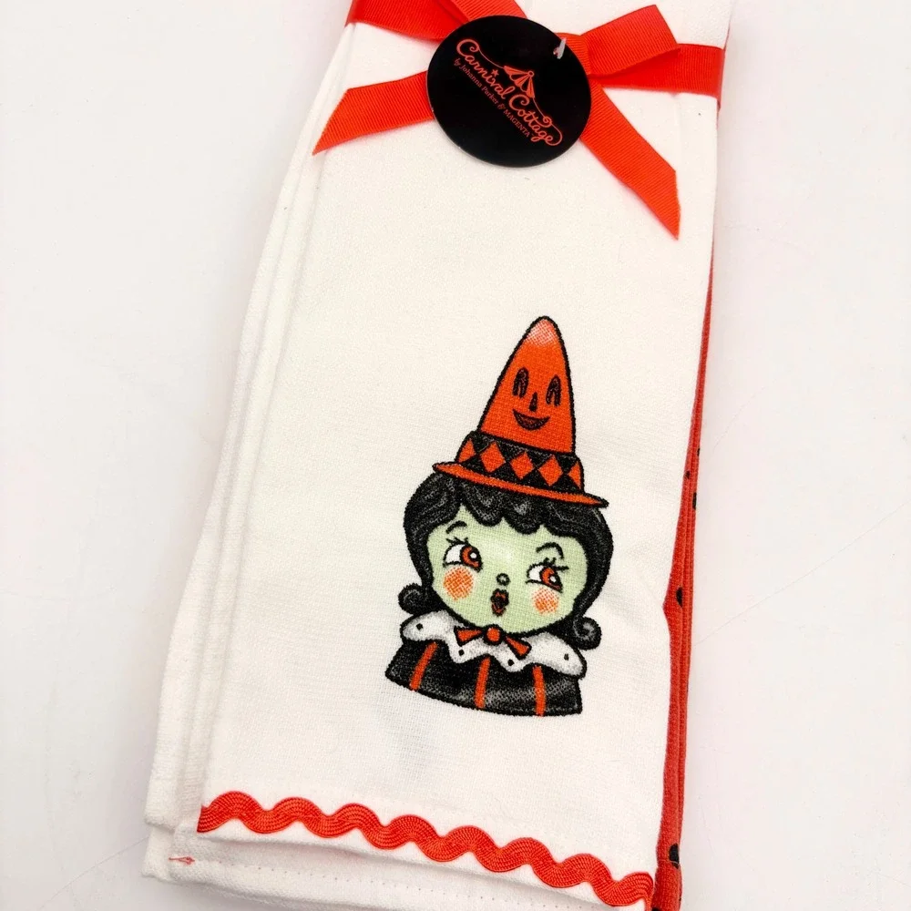 Johanna‎ Parker Carnival Cottage Halloween Witch Kitchen Towel Set of 2 Magenta